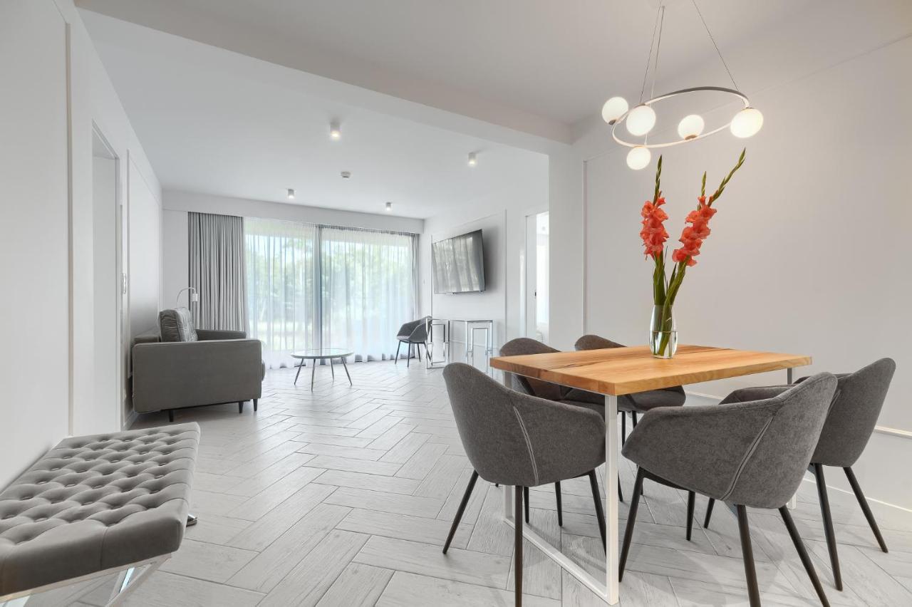 Sea & Lake - City Apartments เมียลโน ภายนอก รูปภาพ