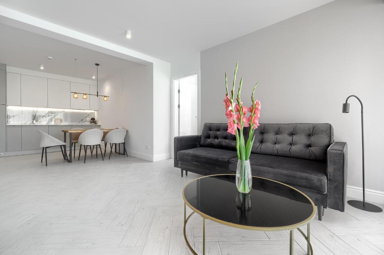 Sea & Lake - City Apartments เมียลโน ภายนอก รูปภาพ
