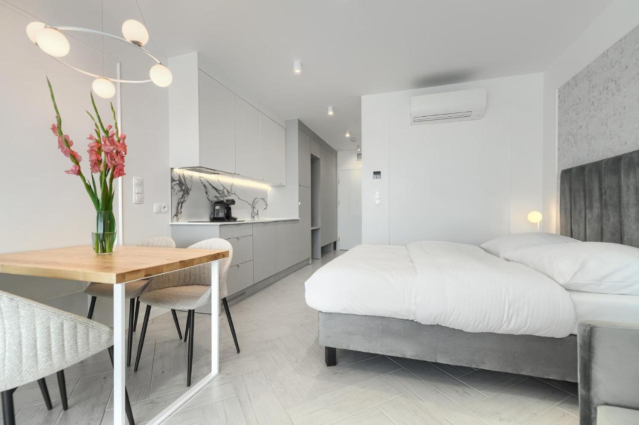 Sea & Lake - City Apartments เมียลโน ภายนอก รูปภาพ