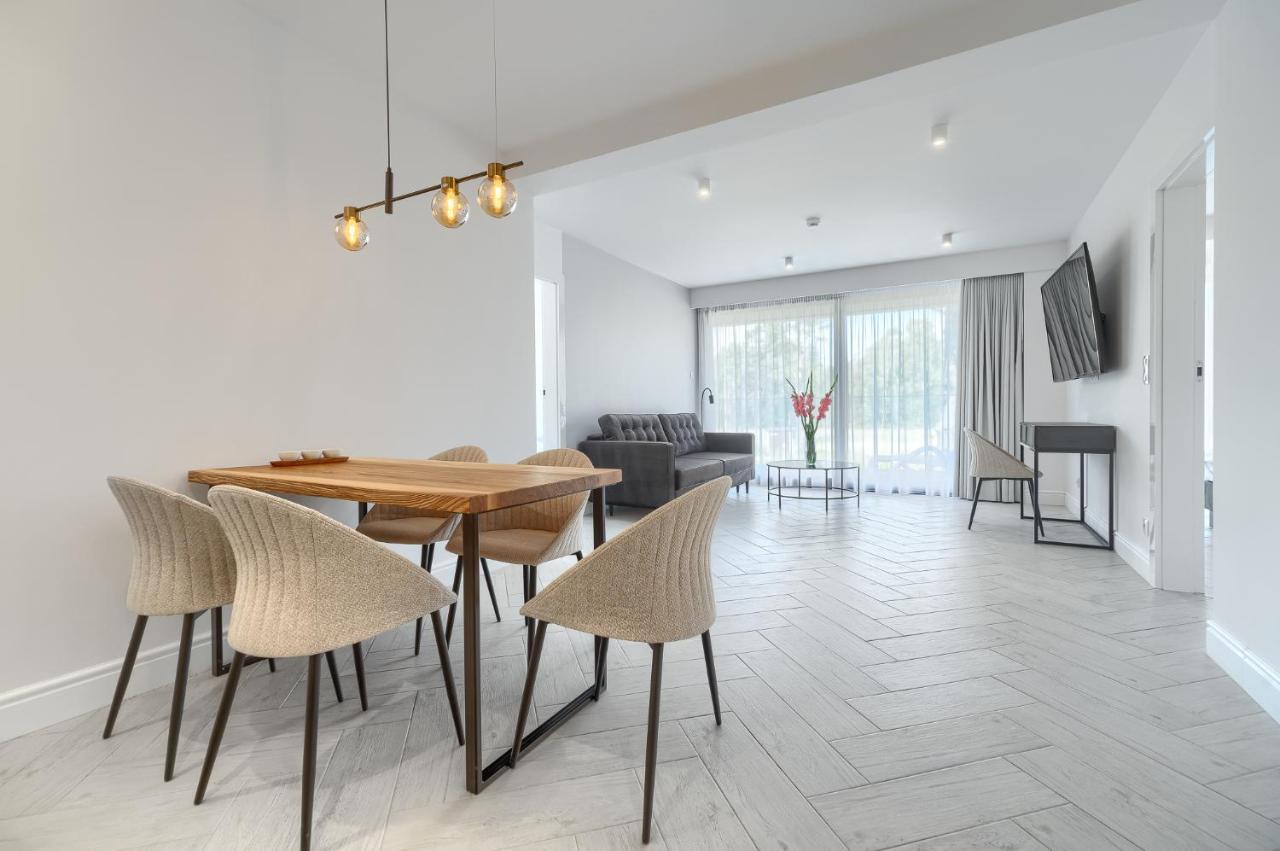 Sea & Lake - City Apartments เมียลโน ภายนอก รูปภาพ