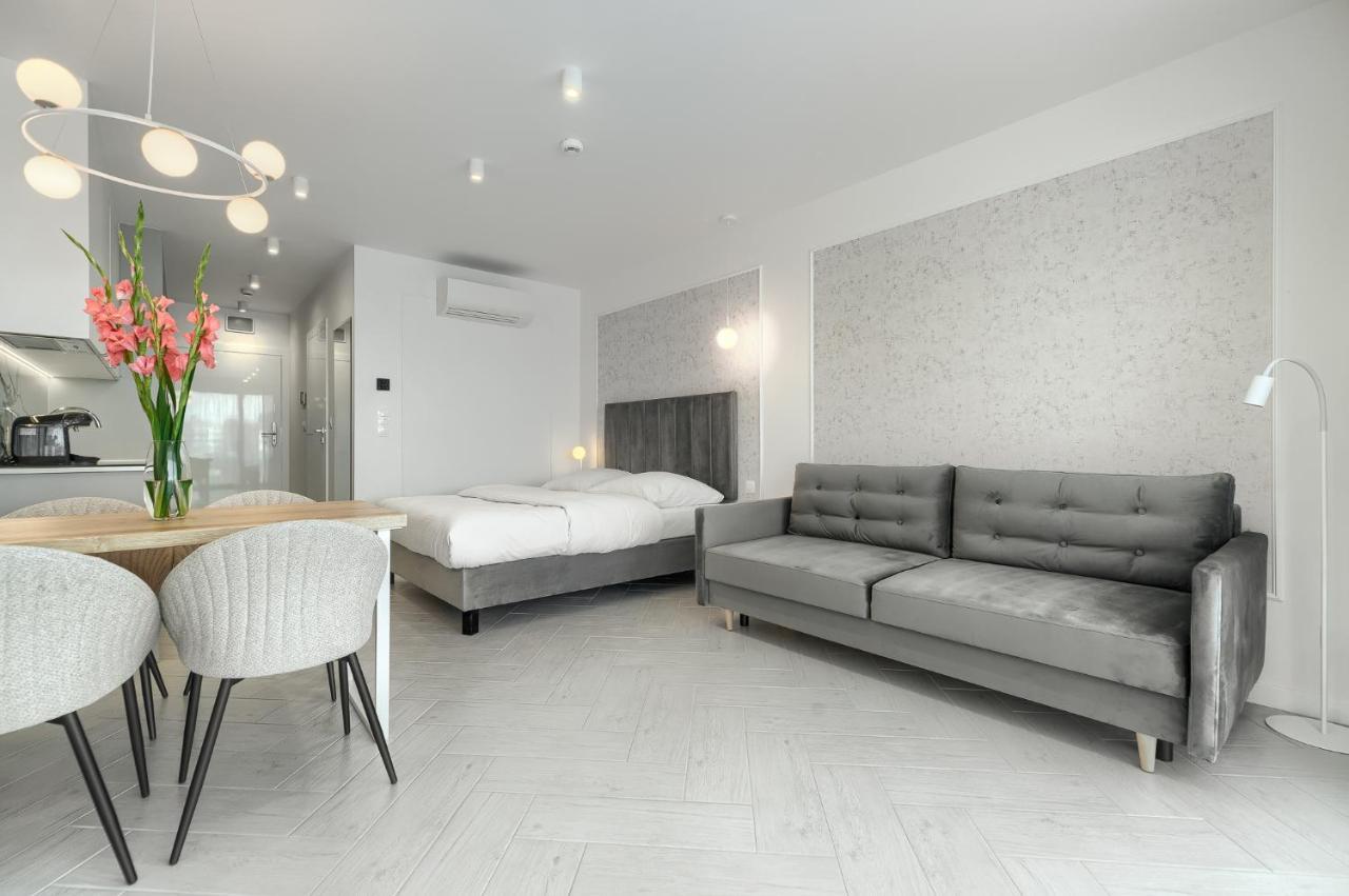 Sea & Lake - City Apartments เมียลโน ภายนอก รูปภาพ