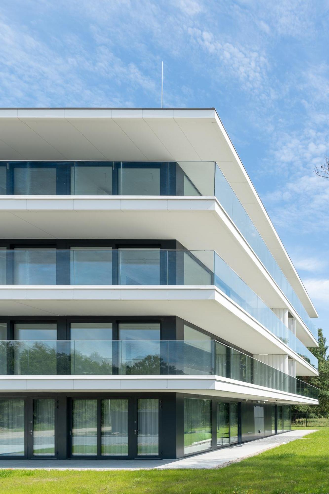 Sea & Lake - City Apartments เมียลโน ภายนอก รูปภาพ