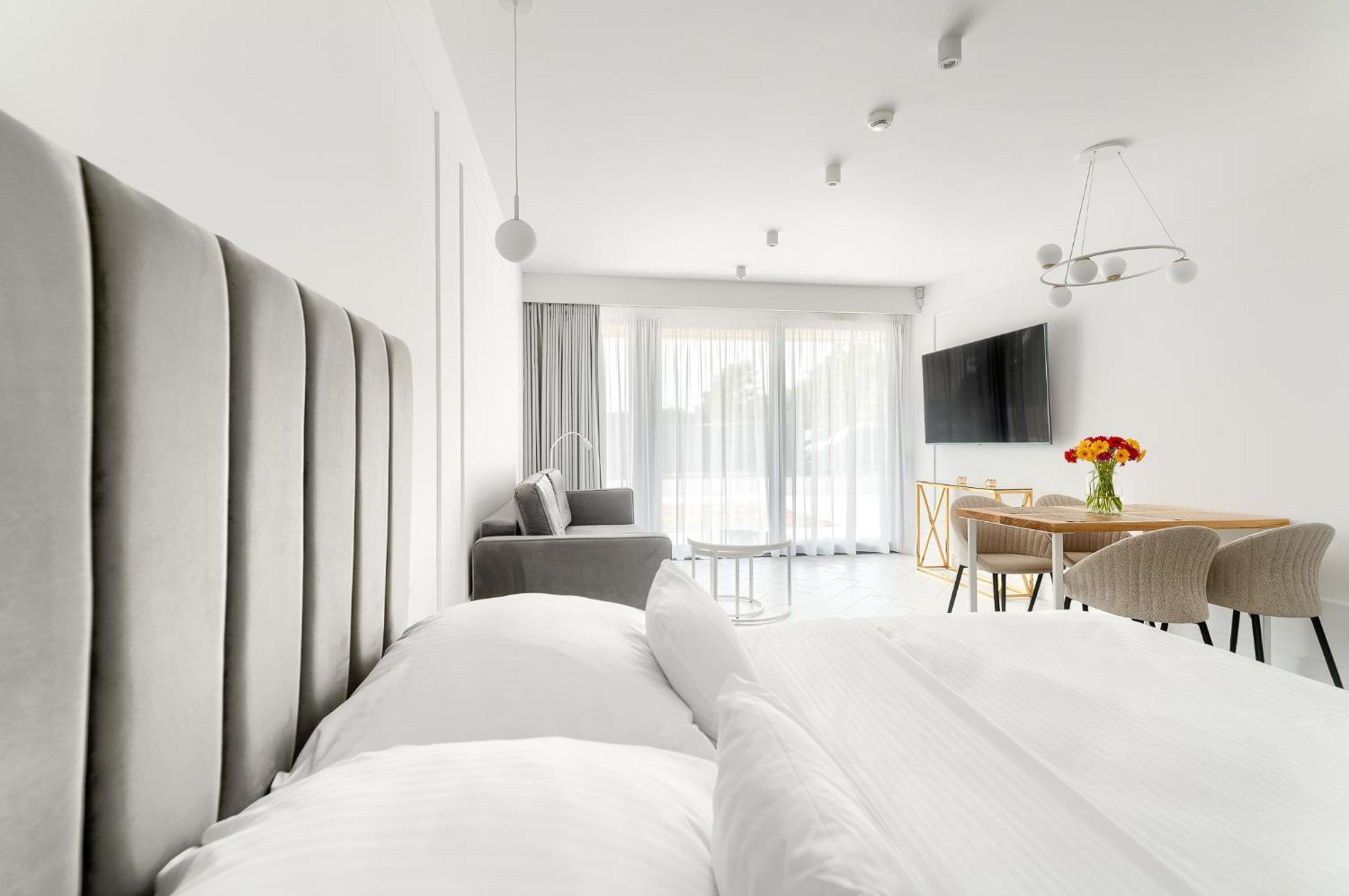 Sea & Lake - City Apartments เมียลโน ภายนอก รูปภาพ