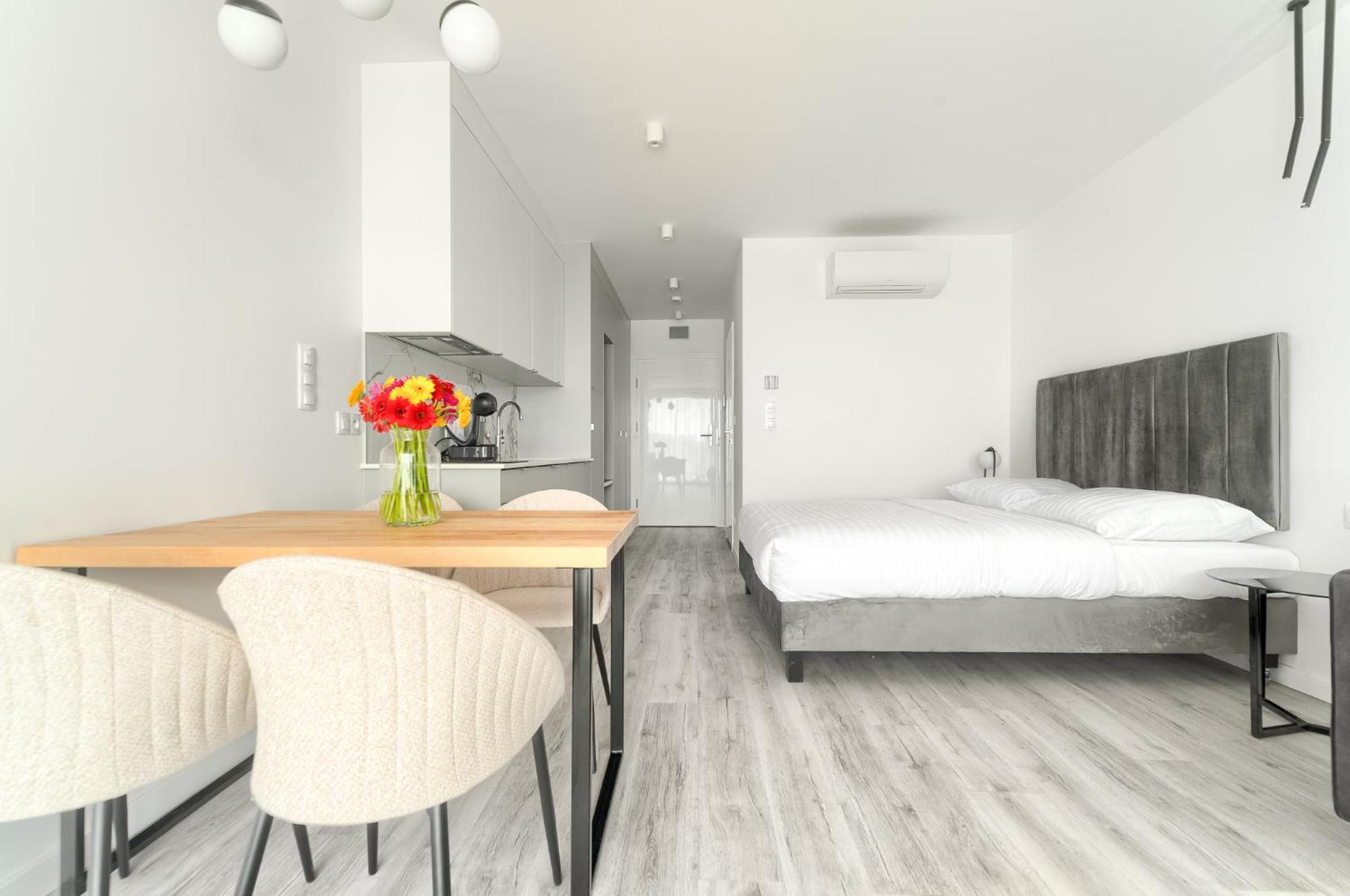 Sea & Lake - City Apartments เมียลโน ภายนอก รูปภาพ