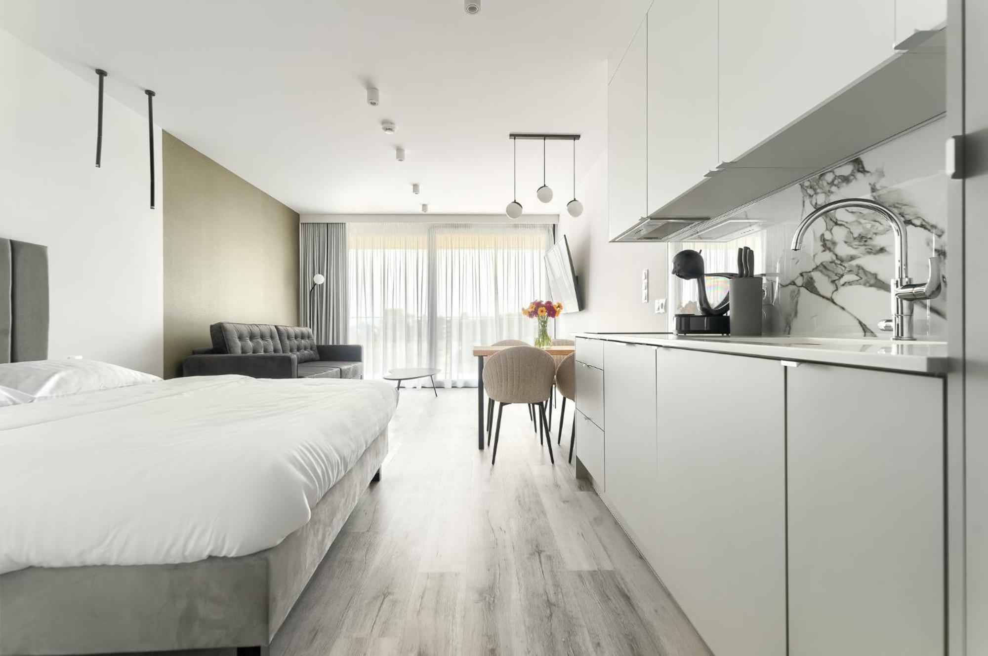 Sea & Lake - City Apartments เมียลโน ภายนอก รูปภาพ