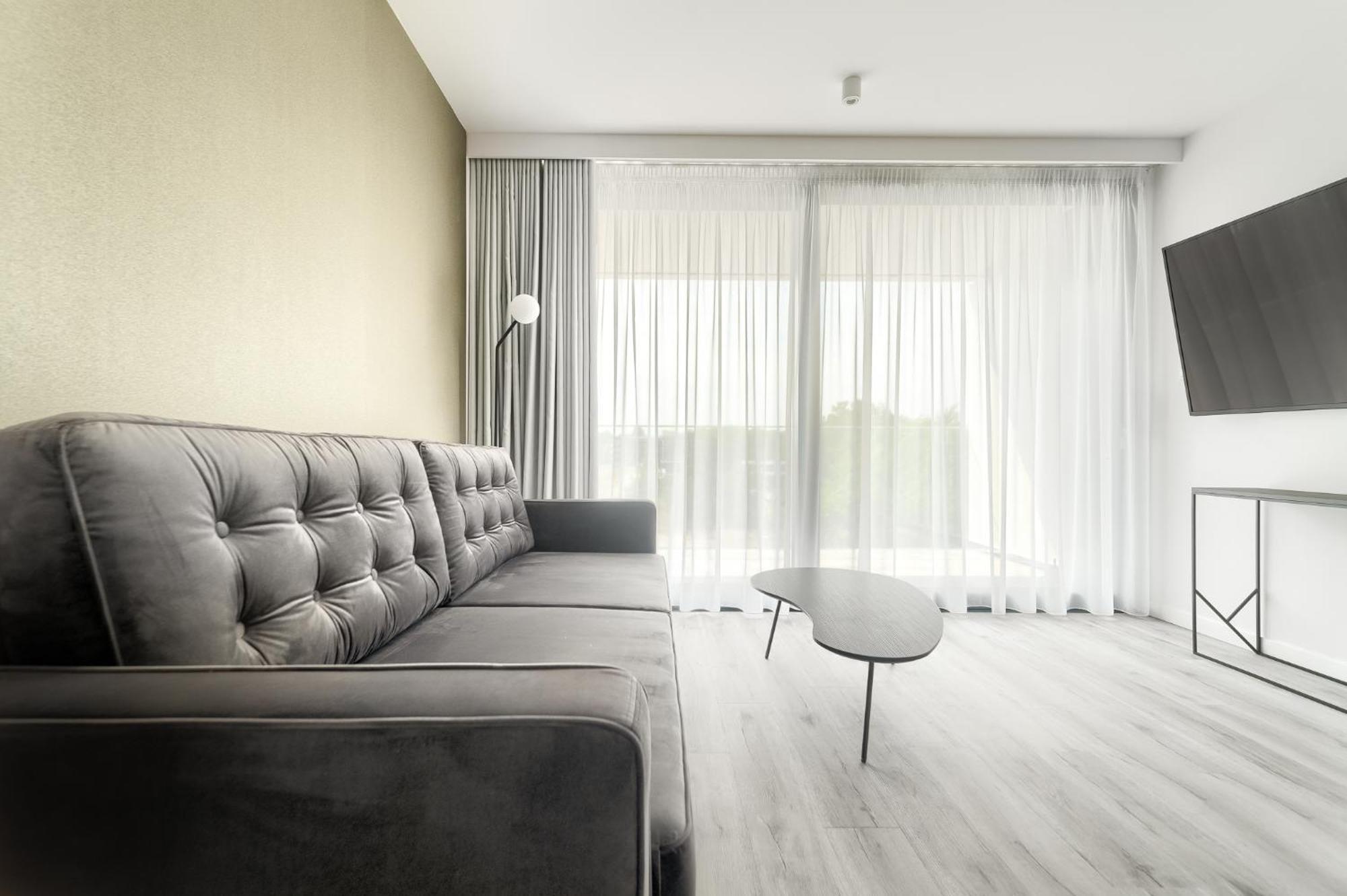 Sea & Lake - City Apartments เมียลโน ภายนอก รูปภาพ