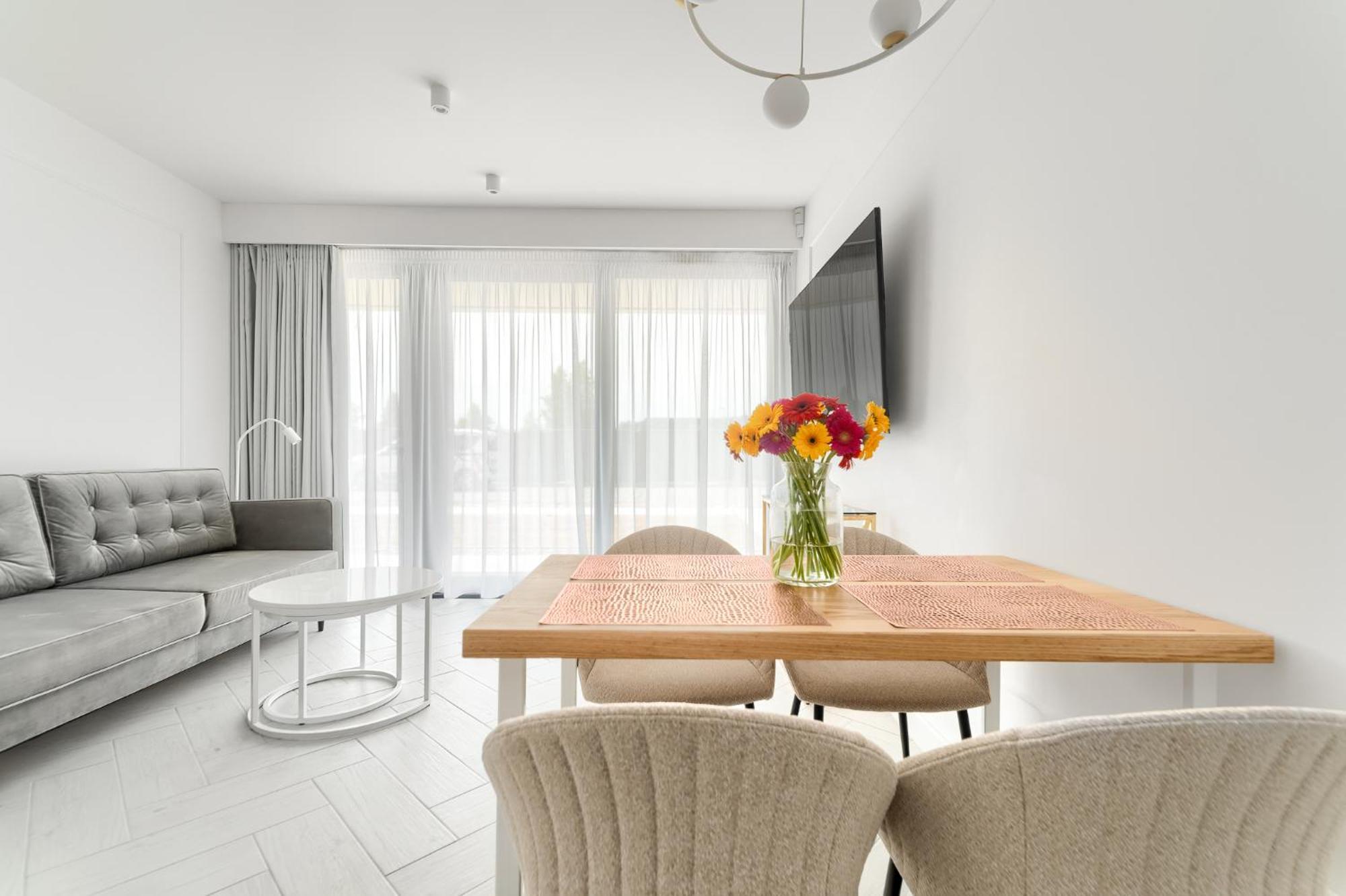 Sea & Lake - City Apartments เมียลโน ภายนอก รูปภาพ