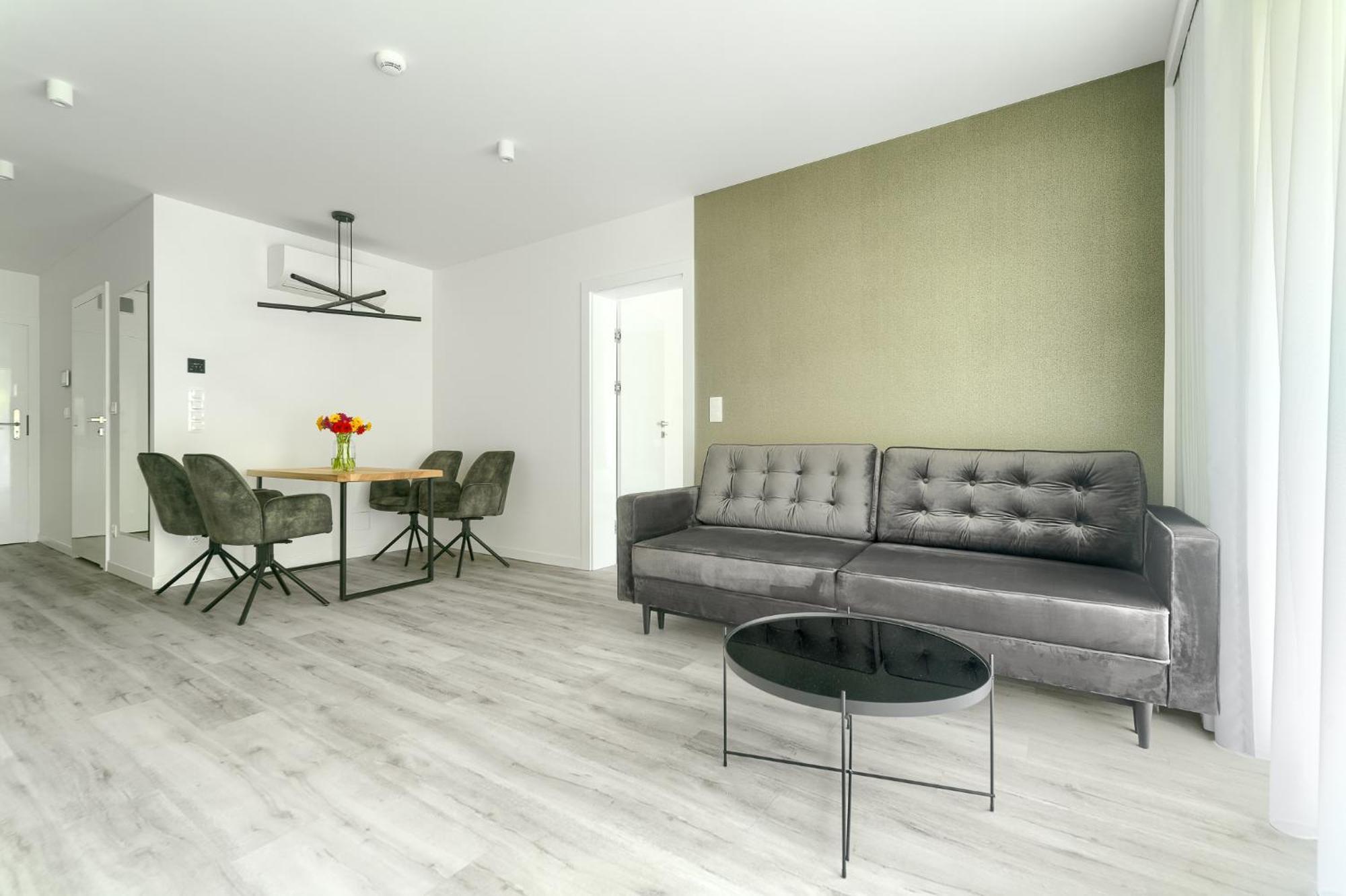 Sea & Lake - City Apartments เมียลโน ภายนอก รูปภาพ