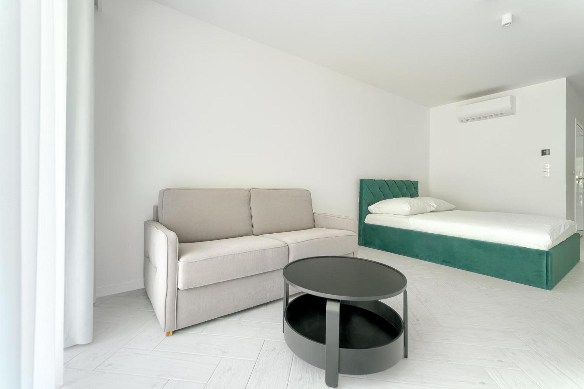 Sea & Lake - City Apartments เมียลโน ภายนอก รูปภาพ