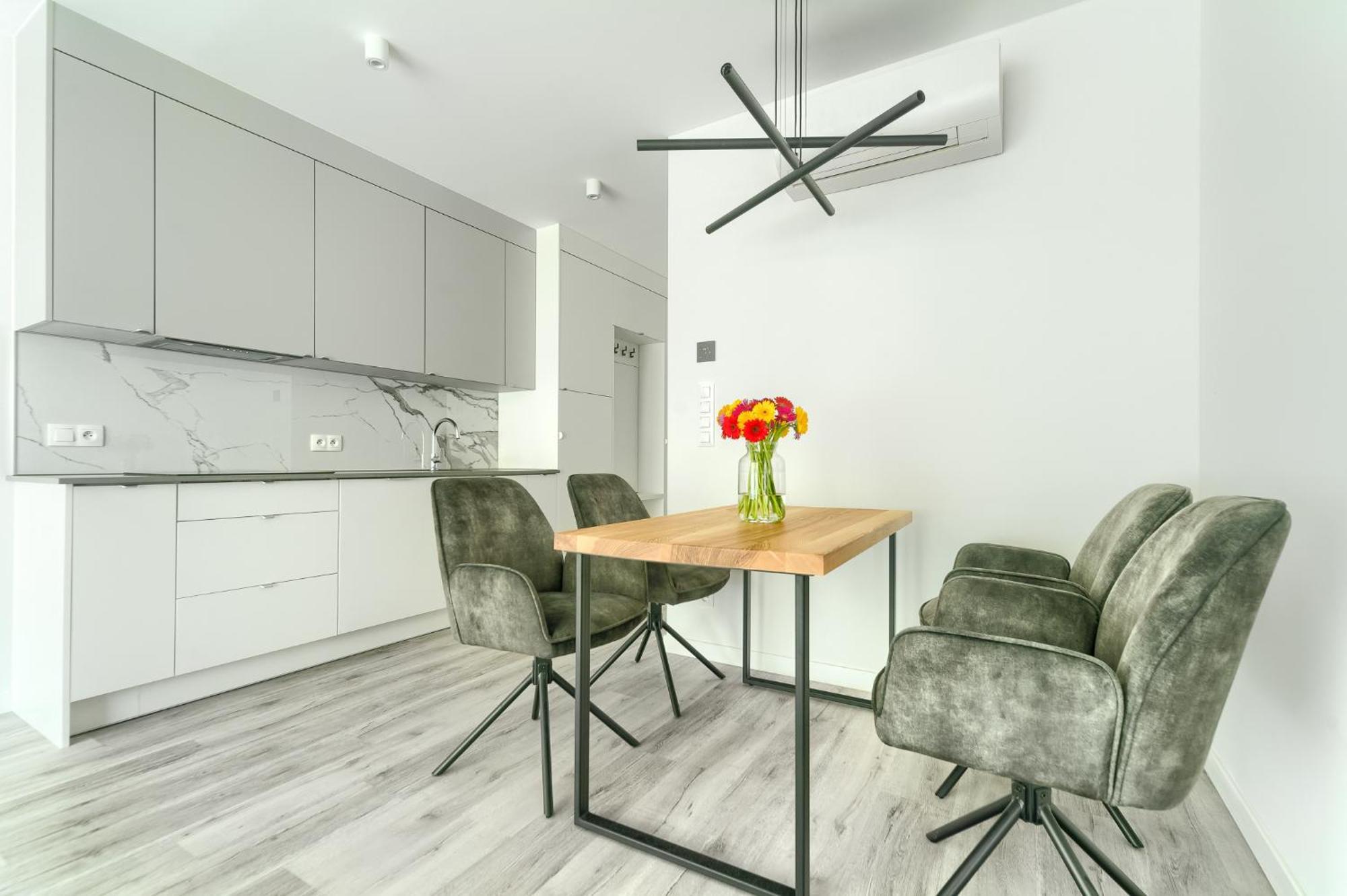 Sea & Lake - City Apartments เมียลโน ภายนอก รูปภาพ