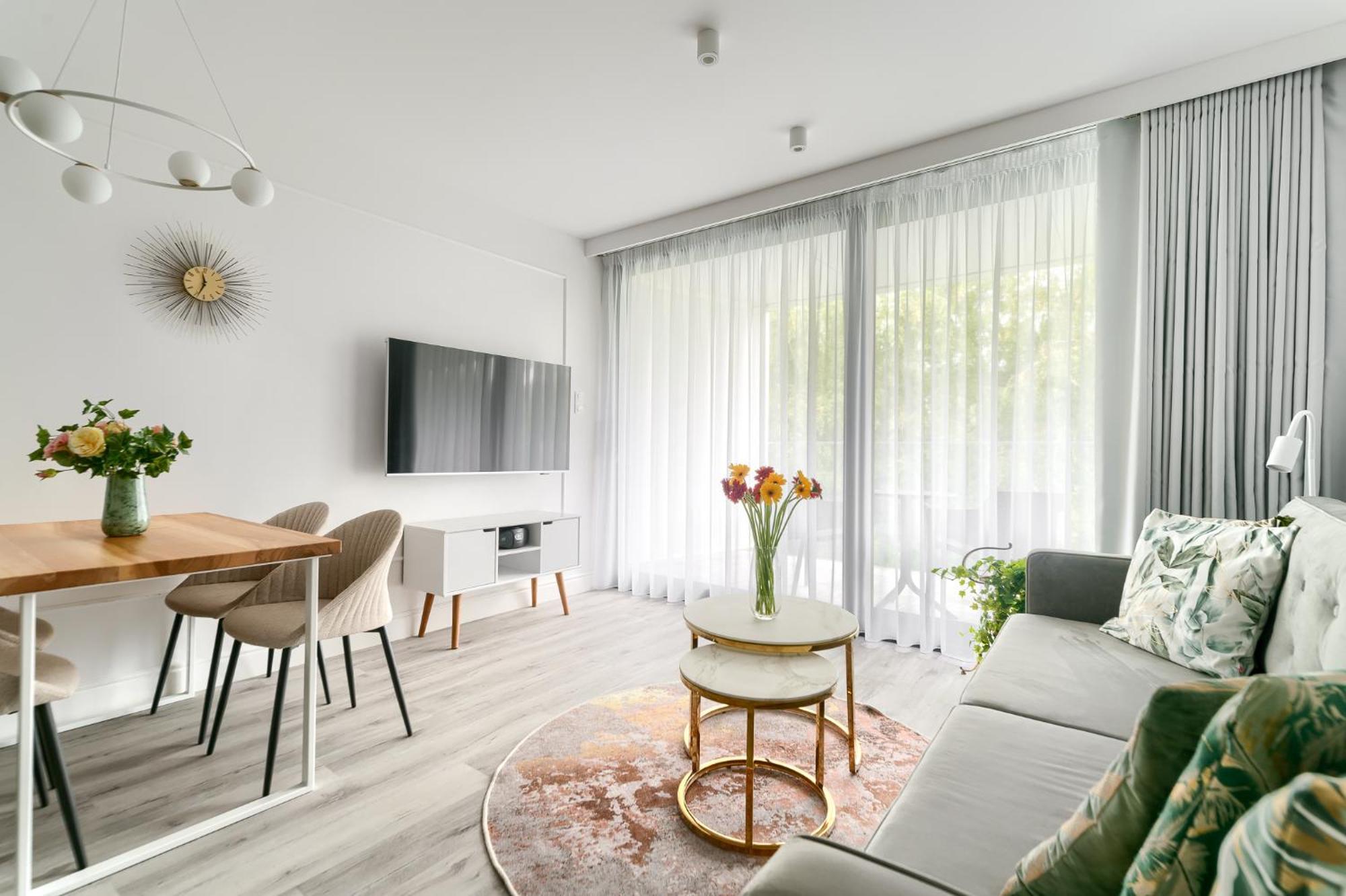 Sea & Lake - City Apartments เมียลโน ภายนอก รูปภาพ